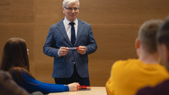 Zarządzanie sprzedażą i e-commerce | Studia I stopnia we Wrocławiu | Uniwersytet Dolnośląski DSW we Wrocławiu: Zajęcia prowadzone przez wykładowcę