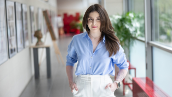 Lean Management | Studia podyplomowe we Wrocławiu | Uniwersytet Dolnośląski DSW we Wrocławiu: Dziewczyna na uczelni