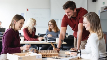 ДСВ - место для ТЕБЯ! | Uniwersytet Dolnośląski DSW we Wrocławiu: zajęcia w pracowni