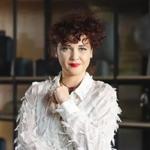 Logopedia | Studia podyplomowe we Wrocławiu | Uniwersytet Dolnośląski DSW we Wrocławiu: zdjęcie portretowe - Marta Posor