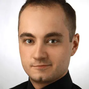 Dietetyka i poradnictwo żywieniowe z wykorzystaniem AI | Uniwersytet Dolnośląski DSW we Wrocławiu: zdjęcie portretowe - Paweł Szewczyk – dietetyk kliniczny i sportowy