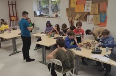 Laboratorium Dydaktyki - program transformatywnego nauczania dla klas 4-8 szkoły podstawowej | Uniwersytet Dolnośląski DSW we Wrocławiu: Zespoły badawcze w Spark Academy - praca z dziećmi