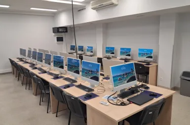 Laboratoria i pracownie | Uniwersytet Dolnośląski DSW we Wrocławiu: iMAC