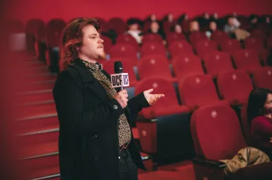 Dyskusyjny Klub Filmowy UDDSW wystartował | FOTORELACJA | Aktualności | Uniwersytet Dolnośląski DSW we Wrocławiu: Film wywołał spore poruszenie