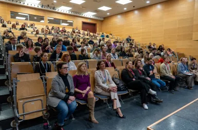 Podsumowanie | Otwarci na siebie: Dolny Śląsk w dialogu o samotności online i offline | Aktualności | Uniwersytet Dolnośląski DSW we Wrocławiu: 27