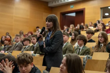Podsumowanie | Otwarci na siebie: Dolny Śląsk w dialogu o samotności online i offline | Aktualności | Uniwersytet Dolnośląski DSW we Wrocławiu: 16