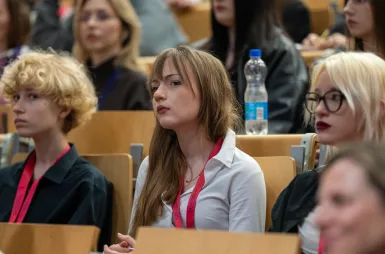 Podsumowanie | Otwarci na siebie: Dolny Śląsk w dialogu o samotności online i offline | Aktualności | Uniwersytet Dolnośląski DSW we Wrocławiu: 2