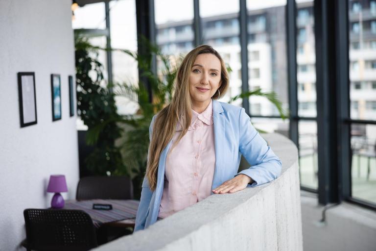 Program Firma | Uniwersytet Dolnośląski DSW we Wrocławiu: 2023_07_26_dsw_sesja_niklas_378.jpg