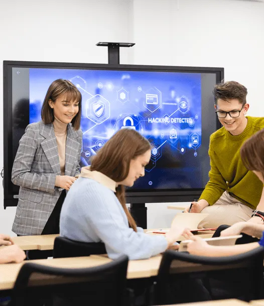 Dział Studiów Podyplomowych i Szkoleń | Uniwersytet Dolnośląski DSW we Wrocławiu: 2023_07_26_dsw_sesja_niklas_378.jpg