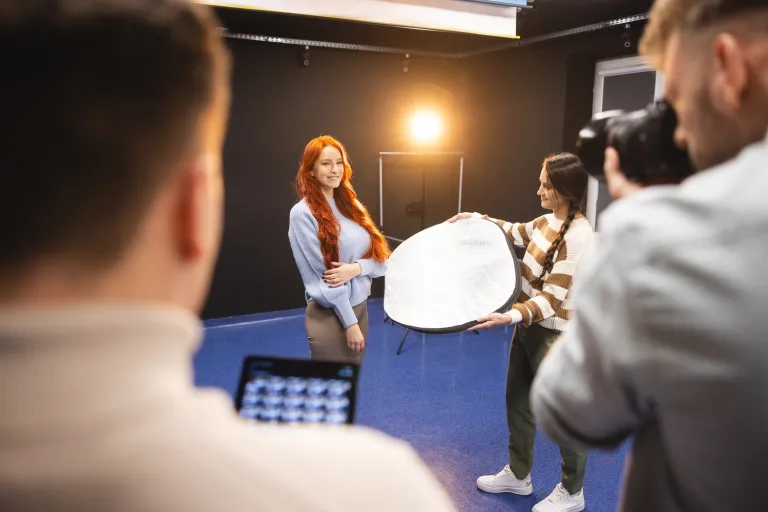 Media design i marketing wizerunkowy | Studia II stopnia we Wrocławiu | Uniwersytet Dolnośląski DSW we Wrocławiu: zajęcia z fotografii