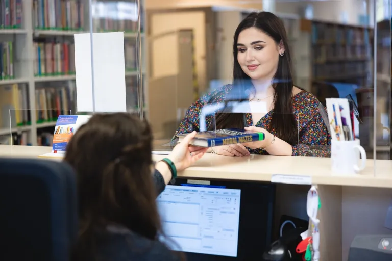 Pedagogika leczniczo-terapeutyczna | Studia jednolite magisterskie we Wrocławiu | Uniwersytet Dolnośląski DSW we Wrocławiu: jsm_pedagogika_specjalna_02.jpg