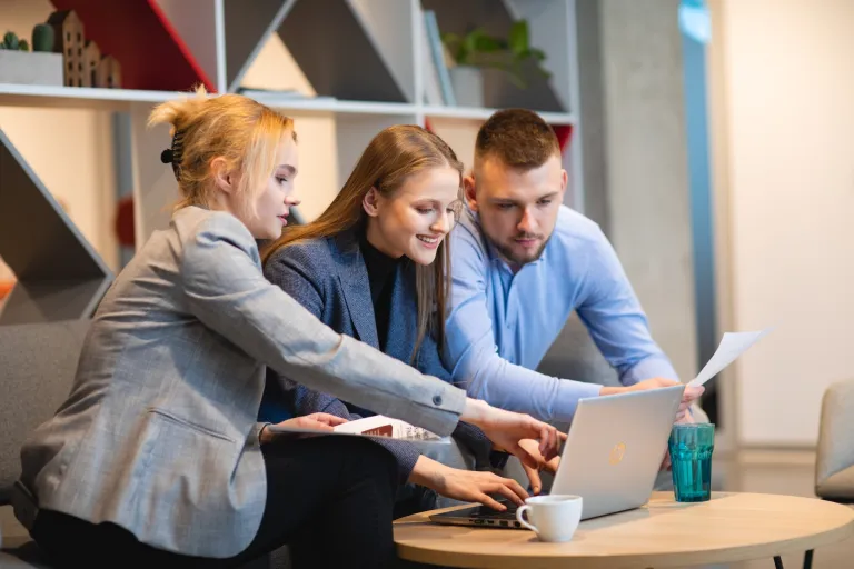 Program mentoringowy | Uniwersytet Dolnośląski DSW we Wrocławiu: Awanse naukowe DSW 1