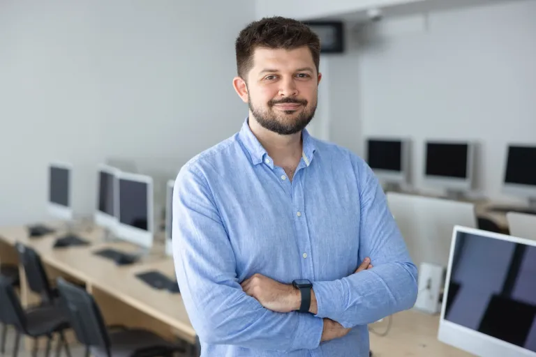 dr Maciej Śledź powołany do składu Sektorowej Rady do spraw Kompetencji- Gaming i GameDev | Aktualności | Uniwersytet Dolnośląski DSW we Wrocławiu: dr Maciej Śledź