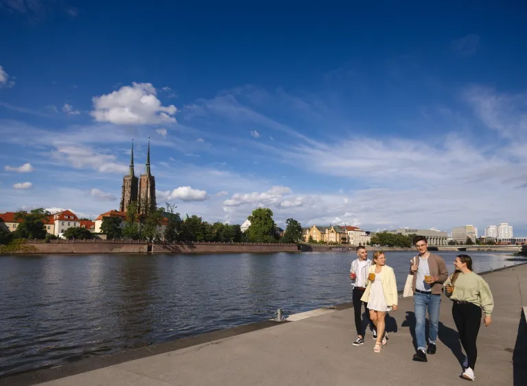 Wrocław – atrakcje dla studentów na wolne popołudnie, wieczór lub weekend | Uniwersytet Dolnośląski DSW we Wrocławiu: bulwar