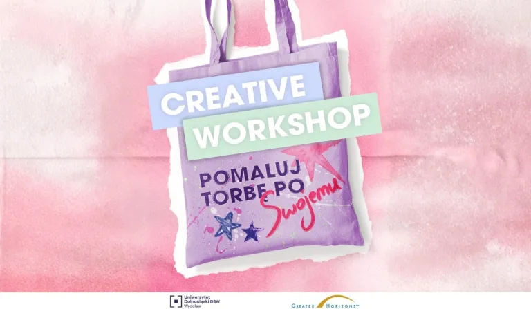 CREATIVE WORKSHOP | POMALUJ TORBĘ PO SWOJEMU | Aktualności | Uniwersytet Dolnośląski DSW we Wrocławiu: grafika promująca - fioletowa torba z napisem CREATIVE WORKOSHOP, na różowym tle
