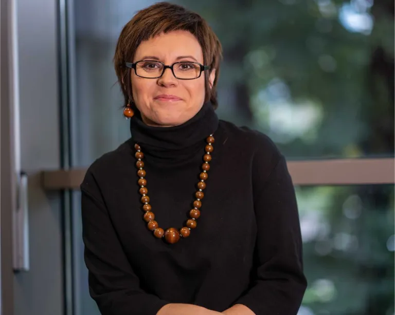 "Całożyciowe poradnictwo zawodowe wobec specjalnych potrzeb edukacyjnych. Teorie, polityki, praktyki w perspektywie europejskiej i krajowej" - monografia we współautorstwie dr Anny Bilon-Piórko | Aktualności | Uniwersytet Dolnośląski DSW we Wrocławiu: dr Anna Bilon-Piórko